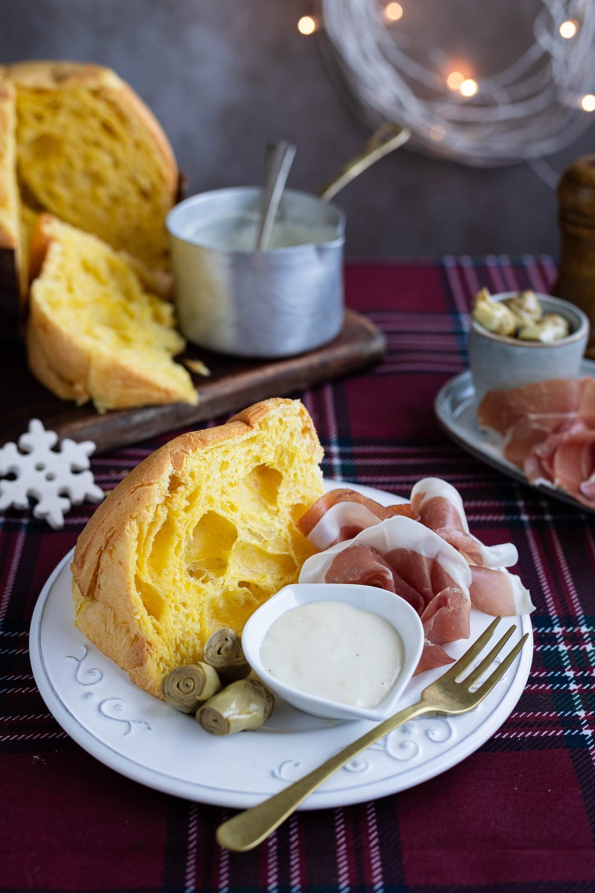Recipe: Savory Panettone with béchamel and Parma ham